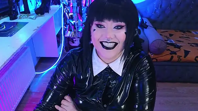 wickedxqueen online show from March 14, 2025, 4:43 am