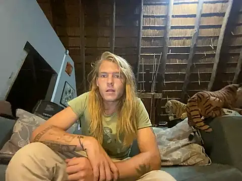 Salted Playday online show from February 27, 2025, 2:53 am