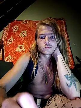 Salted Playday online show from November 4, 2025, 1:38 am