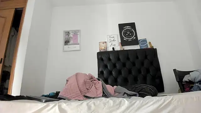 JohanyLatino online show from January 15, 2025, 3:00 am