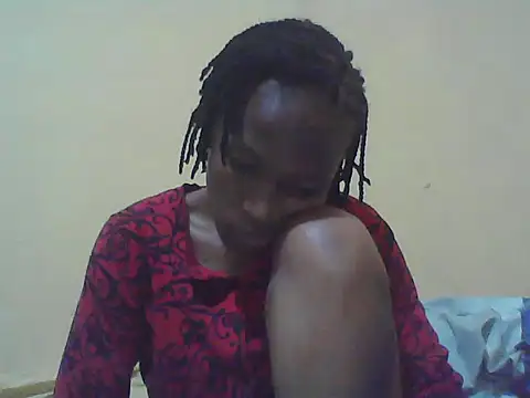 Smillie prety online show from November 2, 2025, 4:04 am