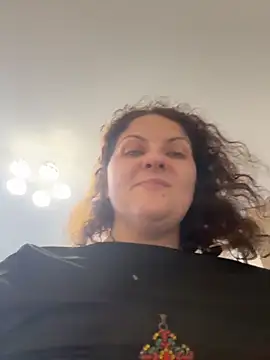 Taisia W online show from April 25, 2026, 1:41 pm