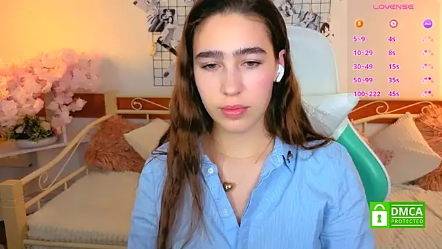 Snapshot of _Eliizabeth_ chatting on March 18, 2026, 1:42 am Eliizabeth online show from March 18, 2026, 1:42 am