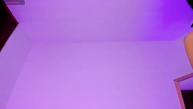 emma woods  online show from March 10, 2025, 3:30 pm