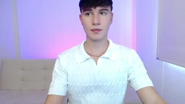 adrian morelly online show from April 9, 2026, 7:30 pm