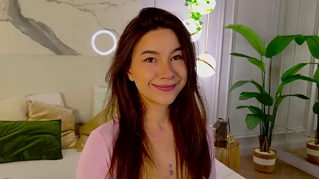 Marie Diaze online show from July 7, 2026, 6:12 pm