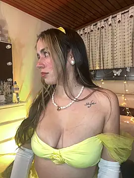 Snapshot of Natalia_Suarez chatting on March 9, 2025, 3:54 am Natalia Suarez online show from March 9, 2025, 3:54 am