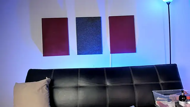 Samara Kim online show from February 6, 2025, 9:28 pm