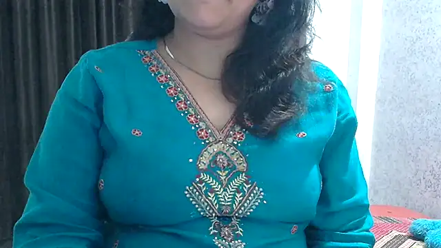 Maria 55 online show from April 17, 2026, 5:43 am