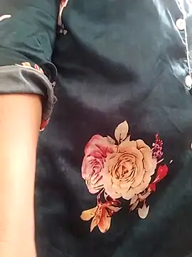 lolo890 online show from March 18, 2026, 3:26 pm