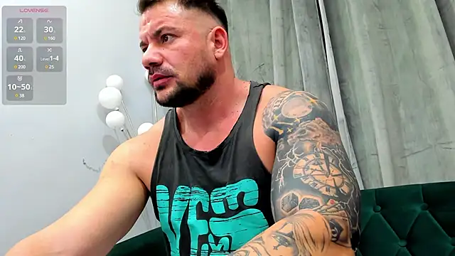 musclemonster31 online show from February 19, 2025, 10:20 pm