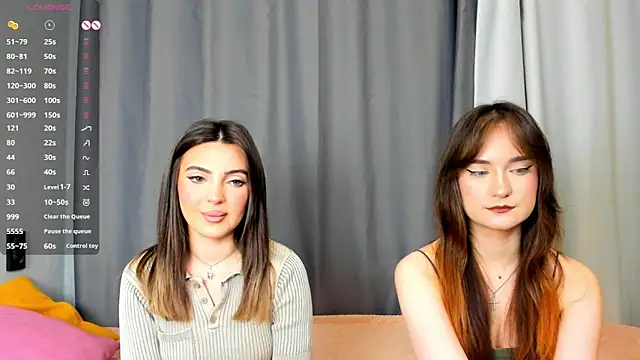 Snapshot of AnnaTeona chatting on December 29, 2024, 6:35 am AnnaTeona online show from December 29, 2024, 6:35 am