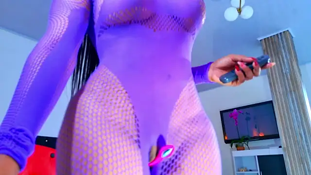 SQUIRT4UMEGAN online show from March 26, 2026, 6:02 pm