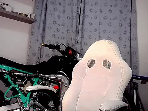 pedropicapi online show from October 9, 2025, 3:04 am