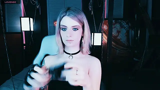 Noah ElmerX online show from February 11, 2025, 8:42 pm