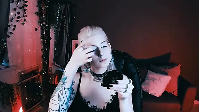 Noah ElmerX online show from September 12, 2025, 4:07 pm