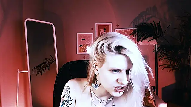 Noah ElmerX online show from October 10, 2025, 4:50 pm