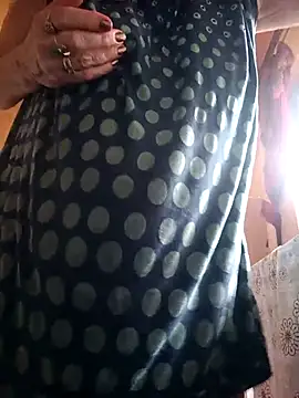 Lovely Lori online show from September 29, 2025, 9:25 am