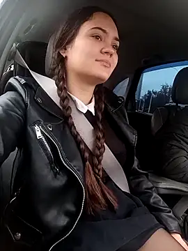 Ak0712  online show from October 26, 2025, 8:42 am