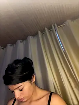 AgathaGeorgiou online show from November 24, 2025, 10:42 pm