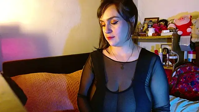 collette beaufoy  online show from February 21, 2026, 5:41 am