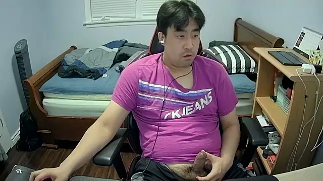 Koreanboy171 online show from March 18, 2026, 3:20 am