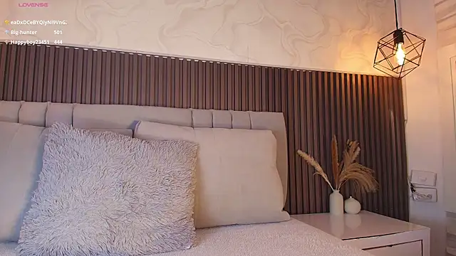 SHANONCLARK online show from December 13, 2025, 7:53 pm