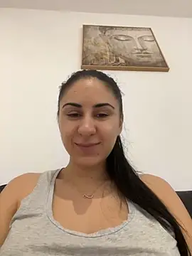 JenniferEdith online show from December 4, 2024, 9:40 am