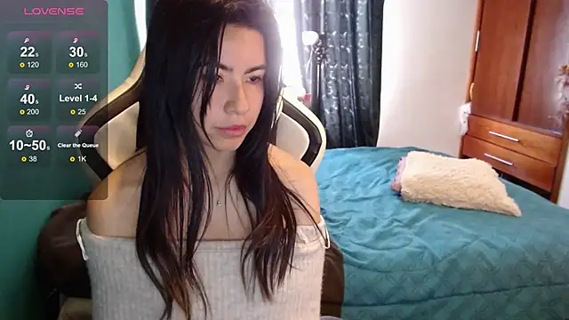 Snapshot of alice_middlee chatting on July 28, 2026, 6:20 pm alice middlee online show from July 28, 2026, 6:20 pm
