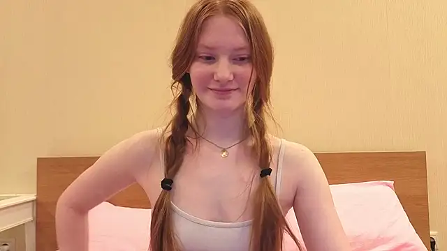 FiaMoor online show from March 12, 2026, 6:47 pm