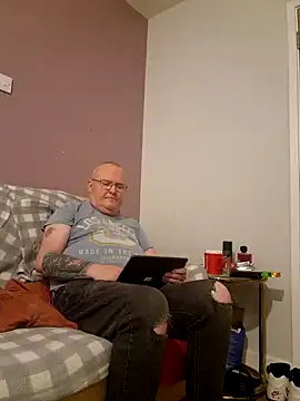 FriendlyDave online show from February 13, 2025, 10:22 pm