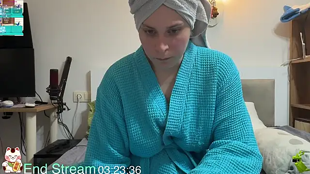 Snapshot of ShiroiFubuki chatting on April 1, 2026, 4:26 pm ShiroiFubuki online show from April 1, 2026, 4:26 pm