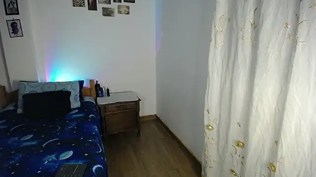 monkeywillwhite online show from February 16, 2026, 2:07 am