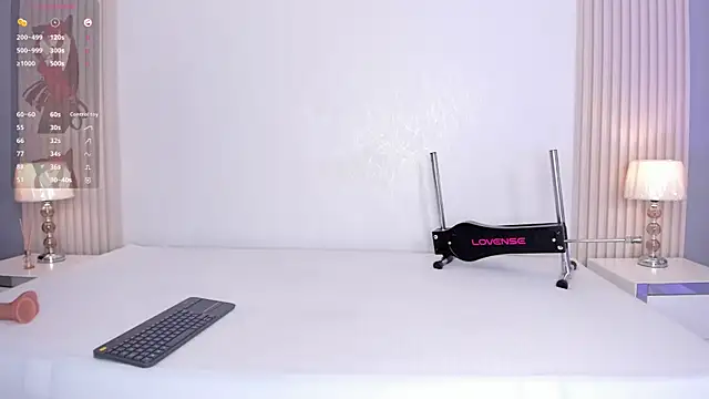 Snapshot of Jiggly__ chatting on November 27, 2025, 1:29 am Jiggly online show from November 27, 2025, 1:29 am