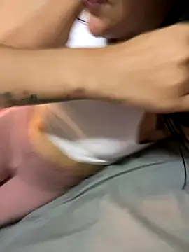 lupyta20 online show from September 19, 2025, 9:48 pm