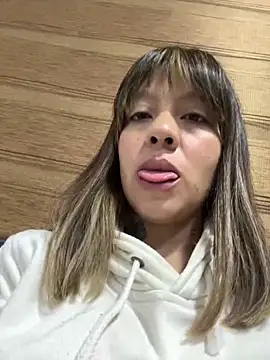 Snapshot of Bruja_lu chatting on February 20, 2025, 1:25 am Bruja lu online show from February 20, 2025, 1:25 am
