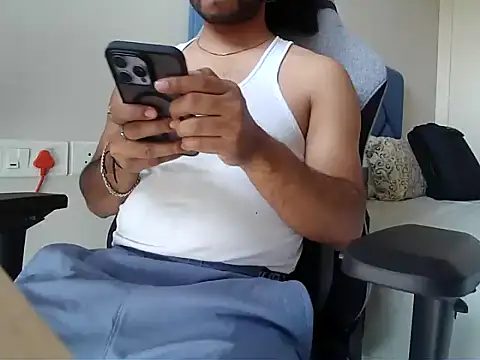 insanefreak69 online show from March 5, 2026, 10:22 am