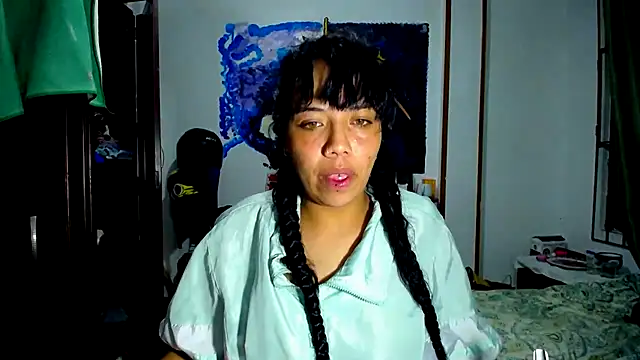 AmaraRoberts420 online show from May 14, 2026, 1:56 am