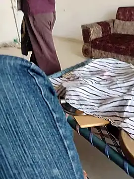 Snapshot of Instant_charger@xh chatting on April 10, 2026, 6:29 am Instant chargerxh online show from April 10, 2026, 6:29 am