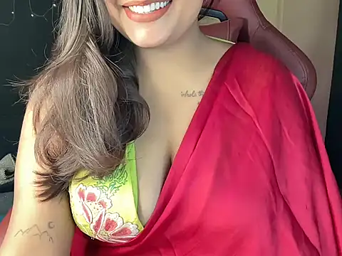 Snapshot of shanayaaa_1 chatting on December 1, 2024, 6:30 pm shanayaaa 1 online show from December 1, 2024, 6:30 pm