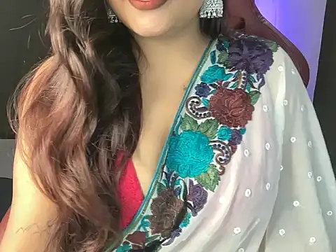 Snapshot of shanayaaa_1 chatting on September 16, 2025, 7:04 pm shanayaaa 1 online show from September 16, 2025, 7:04 pm