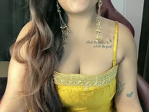 Snapshot of shanayaaa_1 chatting on June 5, 2026, 7:30 pm shanayaaa 1 online show from June 5, 2026, 7:30 pm