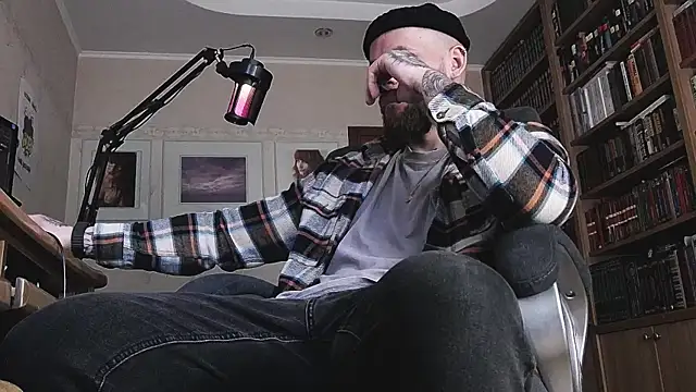 Snapshot of FindomJason chatting on April 11, 2026, 6:07 am FindomJason online show from April 11, 2026, 6:07 am