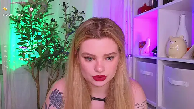 Hottie Jane online show from March 21, 2025, 4:51 pm