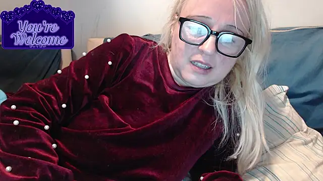 martachatte online show from February 22, 2026, 9:02 pm