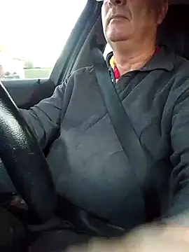 stiffandlubedxh online show from February 19, 2026, 8:16 pm