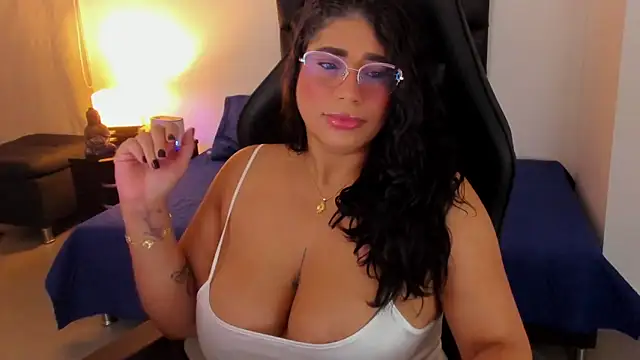 Snapshot of Jenny_Carters chatting on May 26, 2026, 1:45 am Jenny Carters online show from May 26, 2026, 1:45 am
