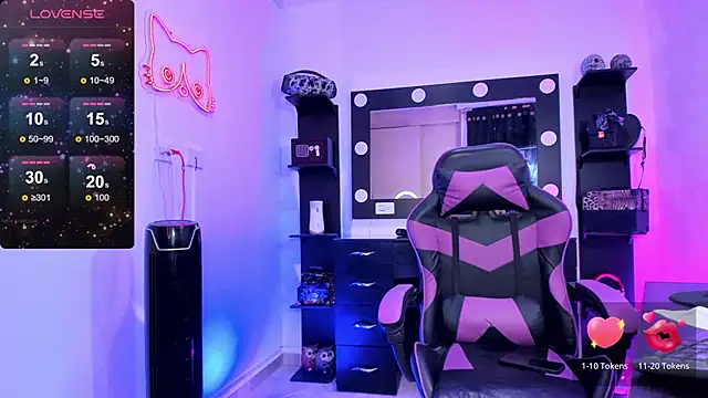 miss kitty online show from November 15, 2025, 11:54 pm