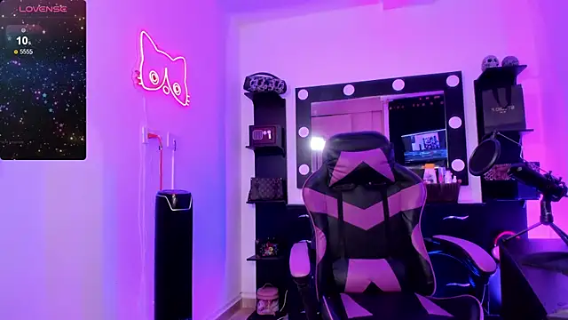 miss kitty online show from March 7, 2026, 12:40 am