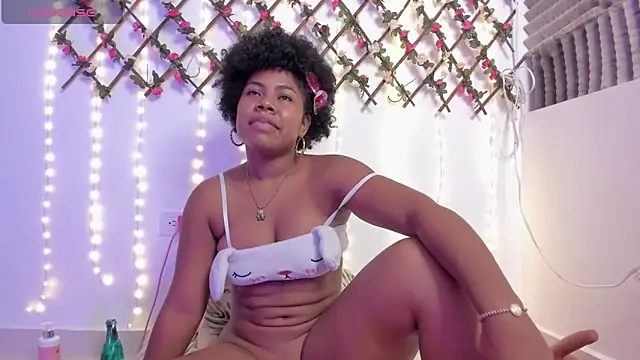 Snapshot of naughty_ebonyy chatting on May 19, 2026, 3:57 am naughty ebonyy online show from May 19, 2026, 3:57 am